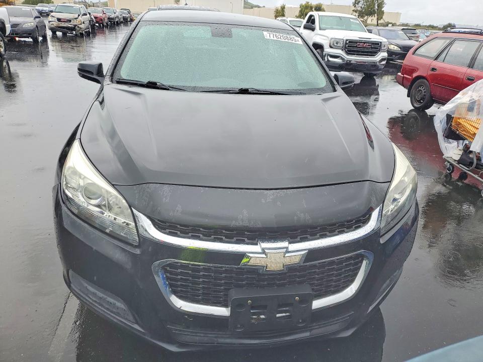 Photo 5 from auction – 2015 CHEVROLET MALIBU with VIN 1G11C5SL3FF153938