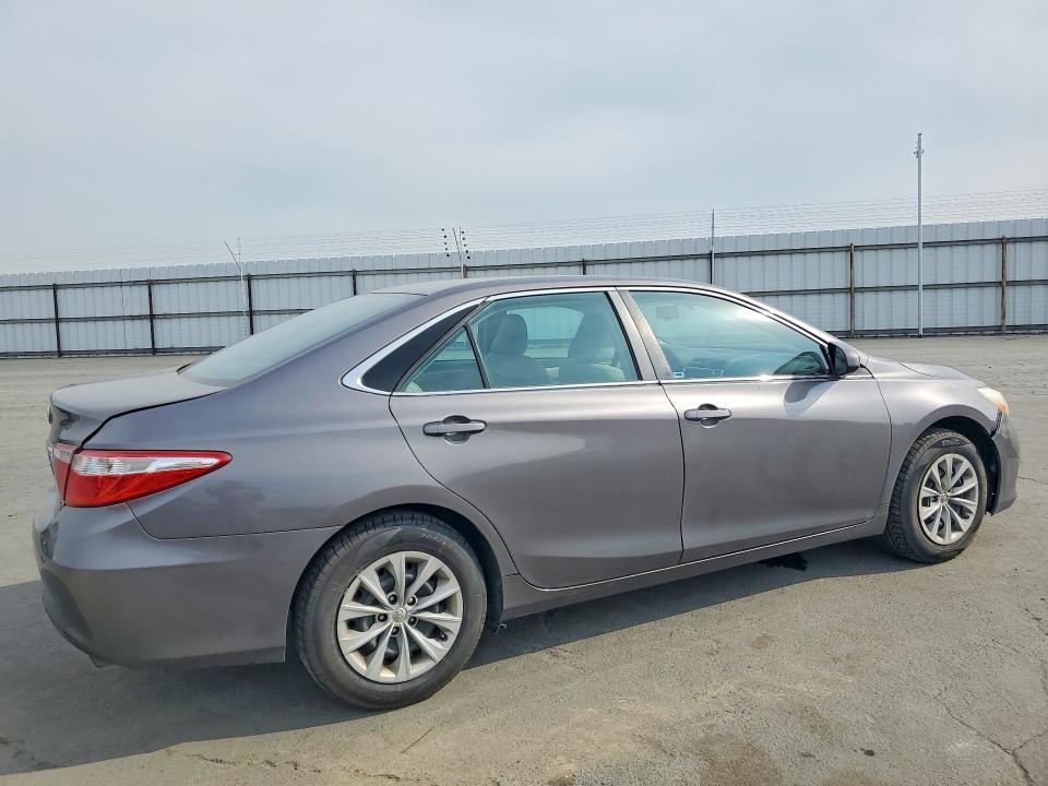 Photo 3 from auction – 2015 TOYOTA CAMRY with VIN 4T1BF1FK0FU480995
