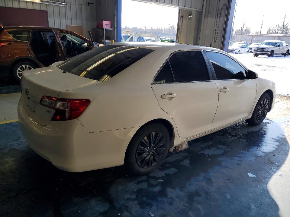 Photo 3 from auction – 2013 TOYOTA CAMRY with VIN 4T4BF1FK8DR324643