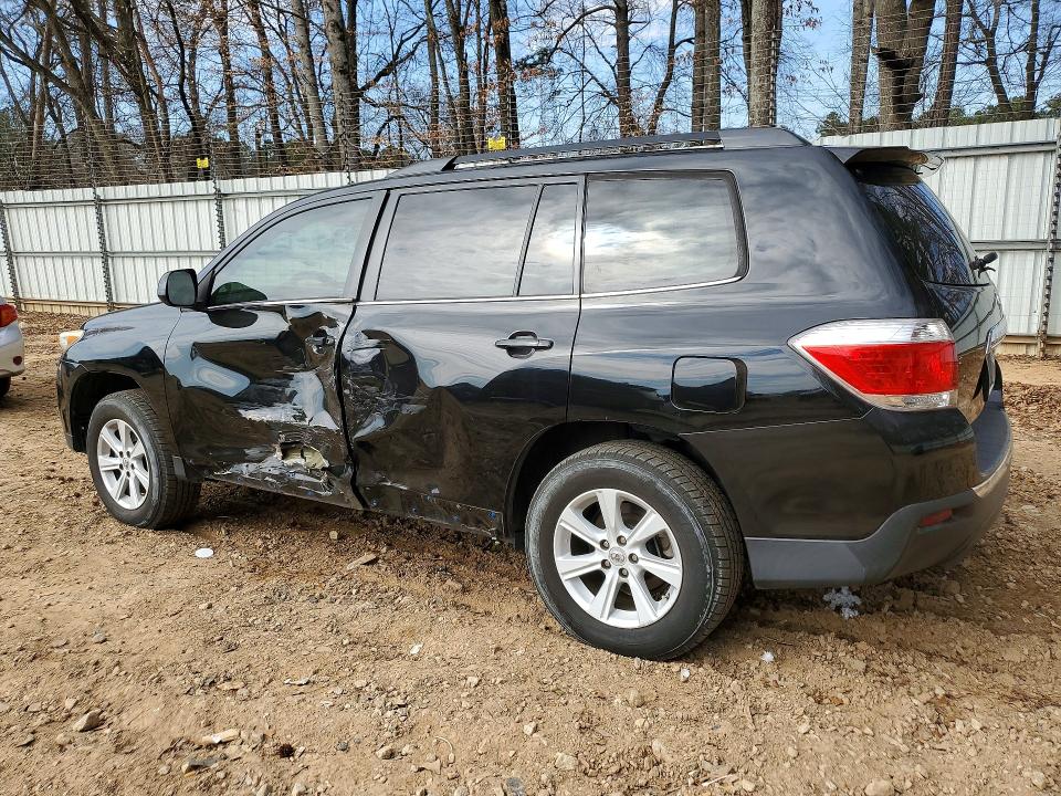 Photo 2 from auction – 2013 TOYOTA HIGHLANDER with VIN 5TDZK3EH9DS106080