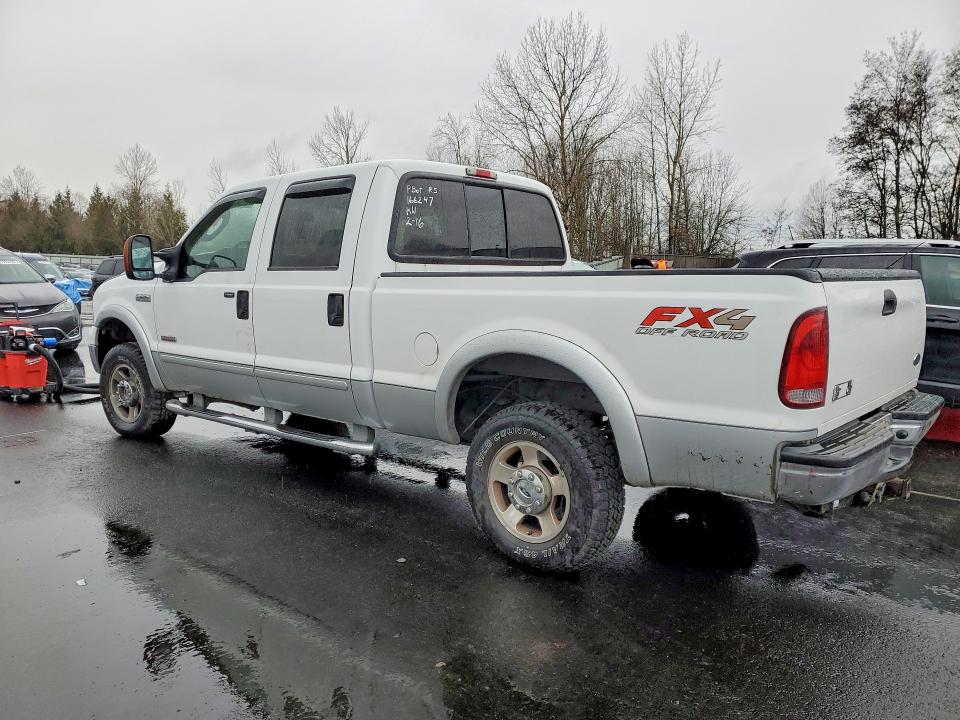 Photo 2 from auction – 2005 FORD F250 with VIN 1FTSW21P45EA75874