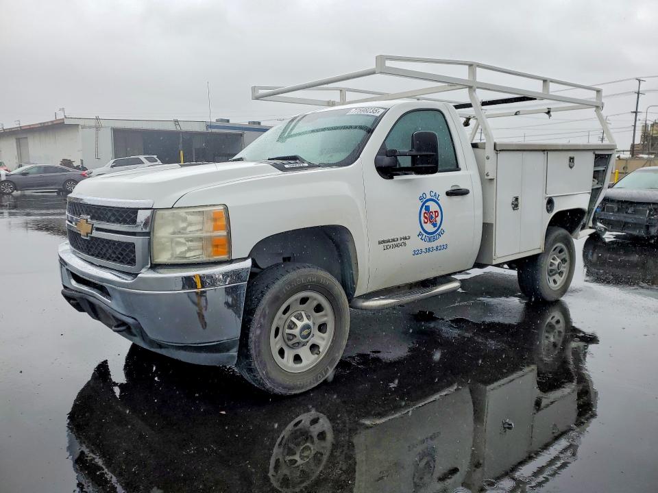 Photo 1 from auction – 2014 CHEVROLET SILVERADO with VIN 1GB0CVCGXEF119311