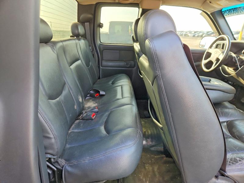 Photo 10 from auction – 2003 CHEVROLET SILVERADO with VIN 2GCEC19T031228816