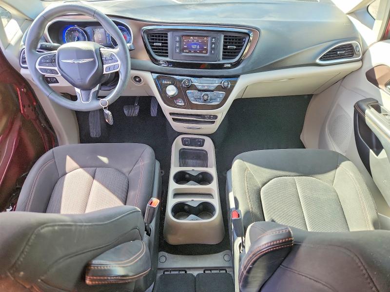 Photo 8 from auction – 2017 CHRYSLER PACIFICA with VIN 2C4RC1DG9HR515687