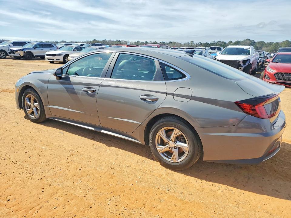 Photo 2 from auction – 2021 HYUNDAI SONATA SE with VIN 5NPEG4JA5MH105903