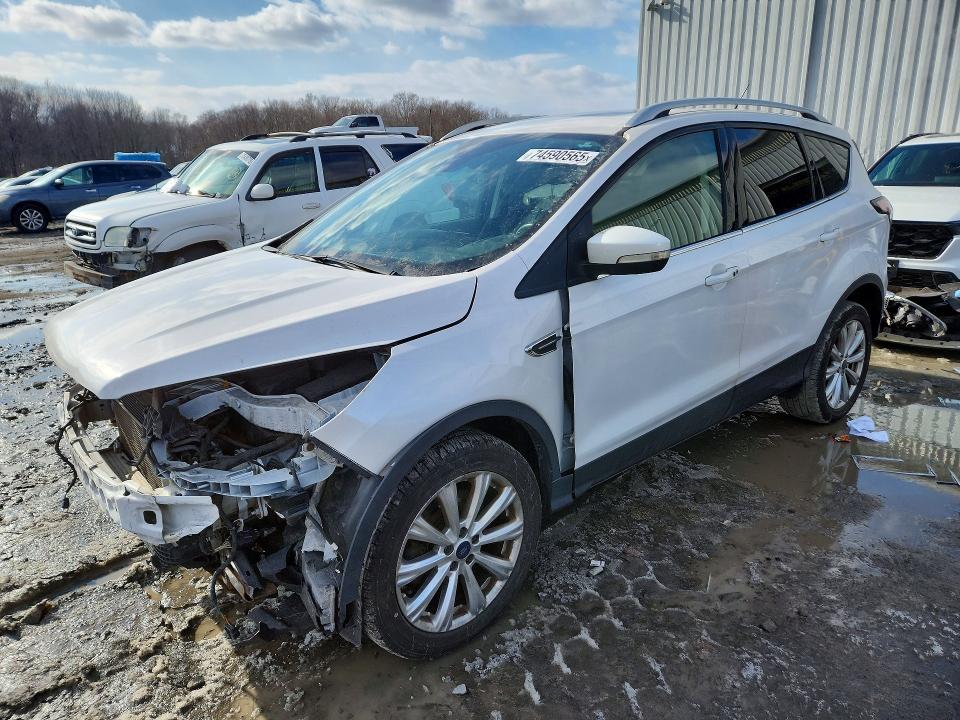 FORD ESCAPE 2017 with VIN 1FMCU9J96HUA74400 - Photo from auction