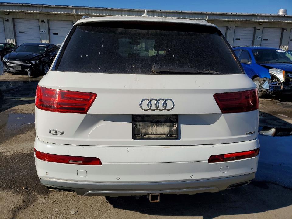 Foto 6 de la subasta – 2019 AUDI Q7 PREMIUM con VIN WA1LAAF79KD039700