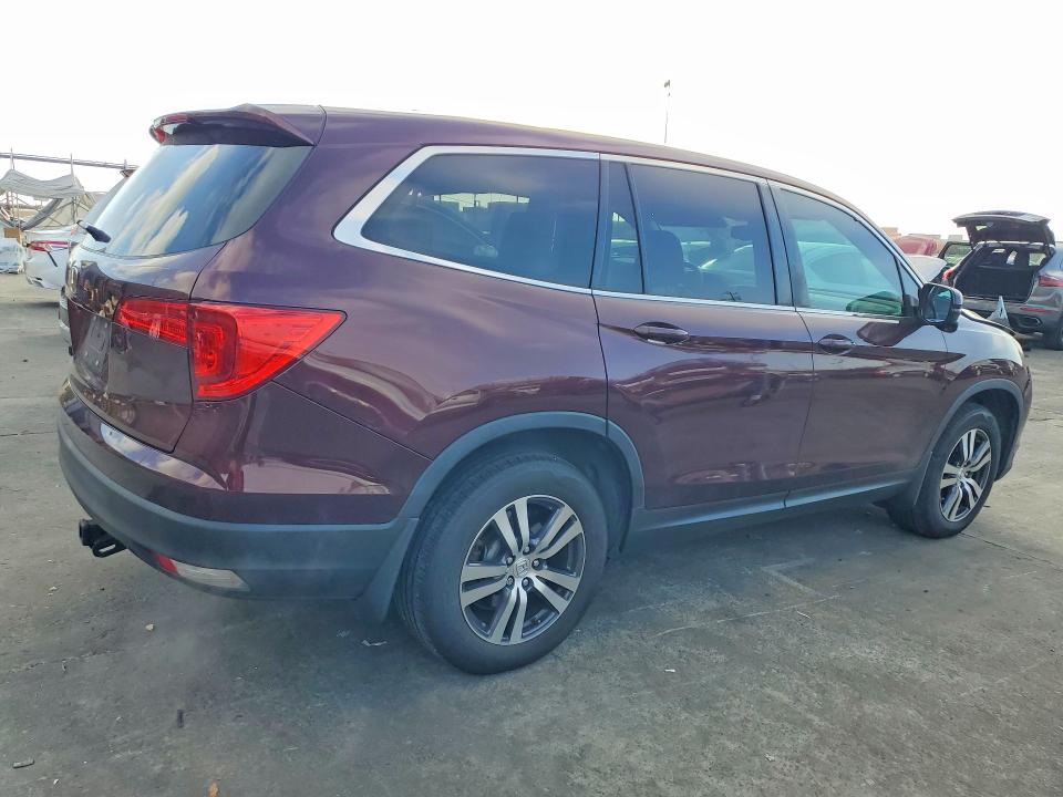 Foto 3 de la subasta – 2017 HONDA PILOT EXL con VIN 5FNYF5H58HB038393