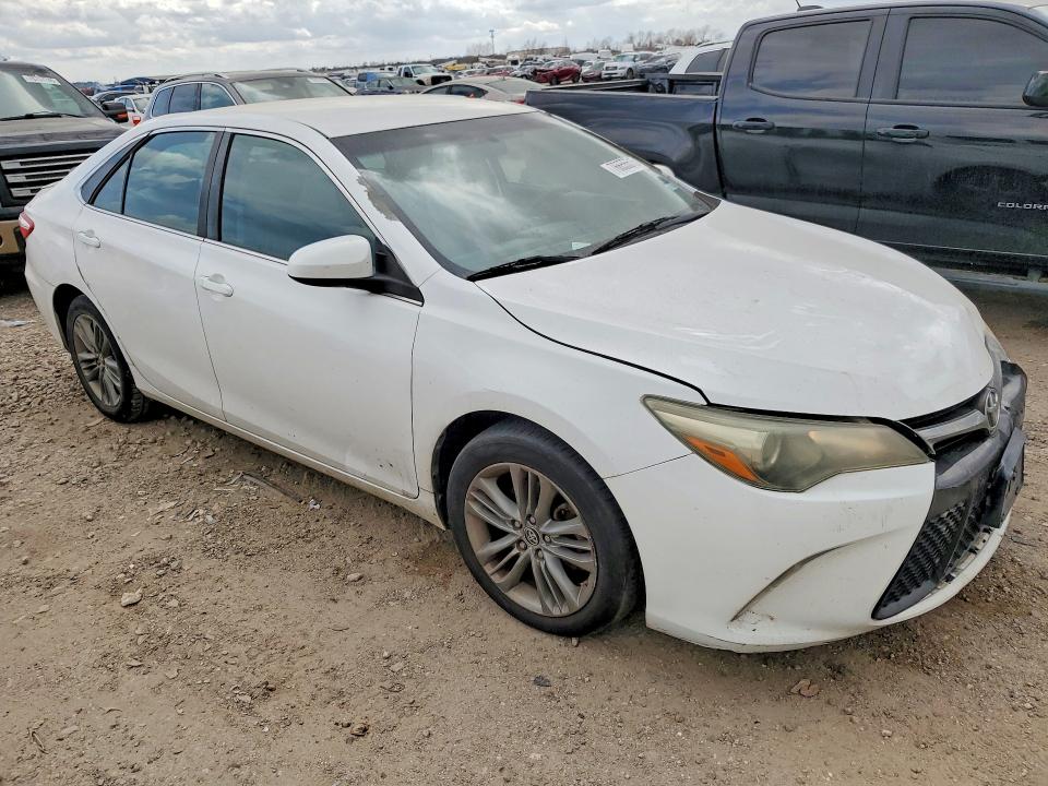 Photo 4 from auction – 2015 TOYOTA CAMRY with VIN 4T1BF1FKXFU038452