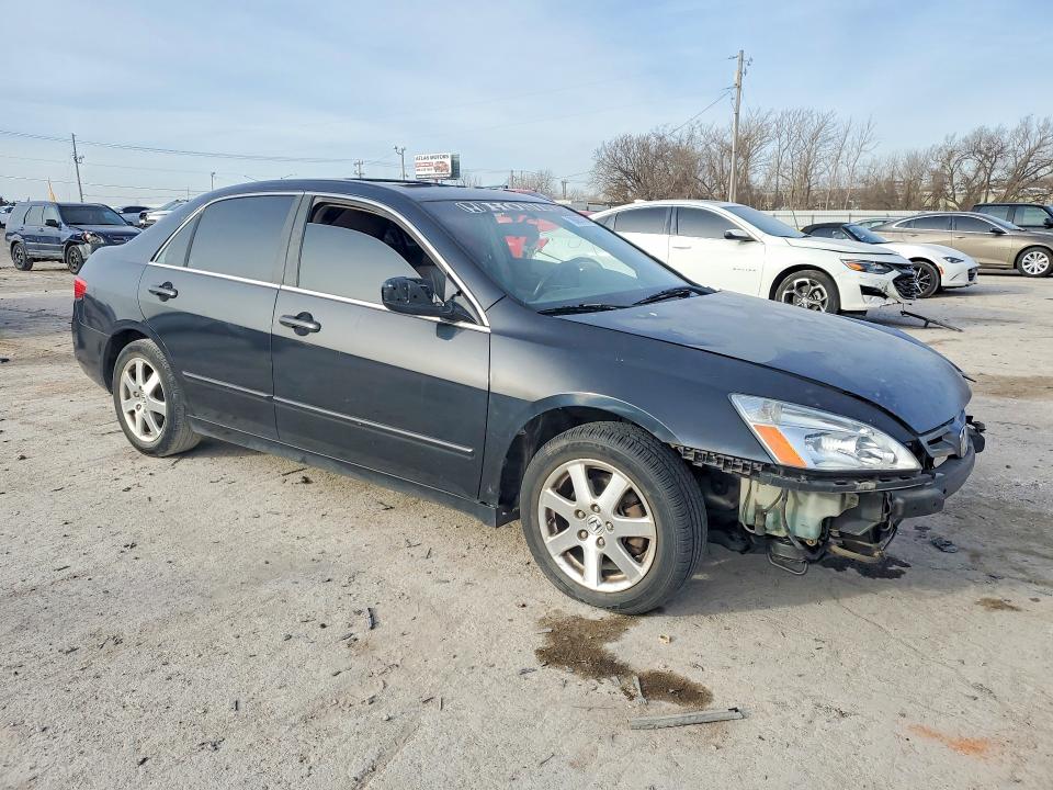 Photo 4 from auction – 2005 HONDA ACCORD with VIN 1HGCM66545A048871