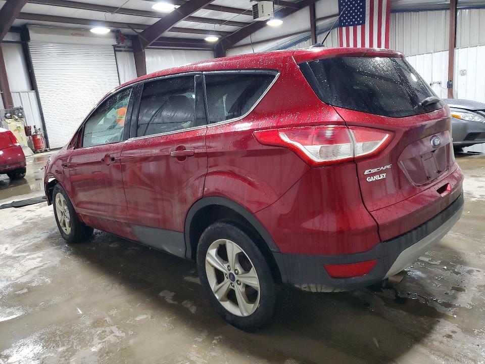 Photo 2 from auction – 2015 FORD ESCAPE SE with VIN 1FMCU0G79FUB58581