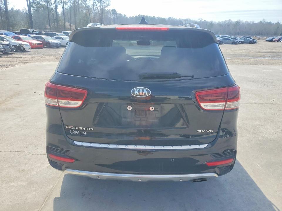 Photo 6 from auction – 2017 KIA SORENTO with VIN 5XYPK4A56HG313344