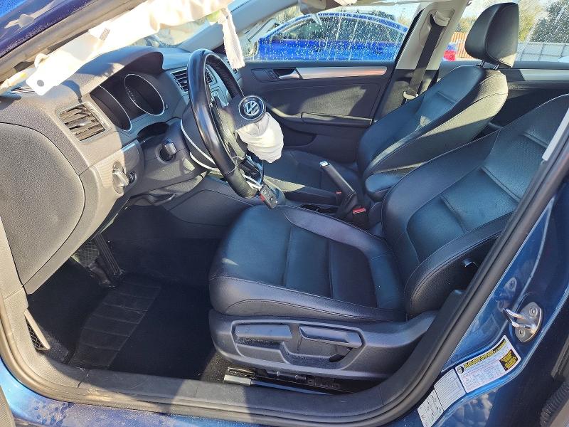 Photo 7 from auction – 2017 VOLKSWAGEN JETTA with VIN 3VWDB7AJ0HM386453
