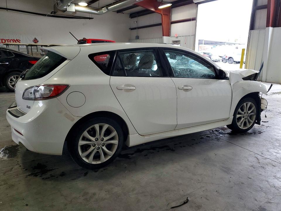Photo 3 from auction – 2010 MAZDA 3 with VIN JM1BL1H68A1230654