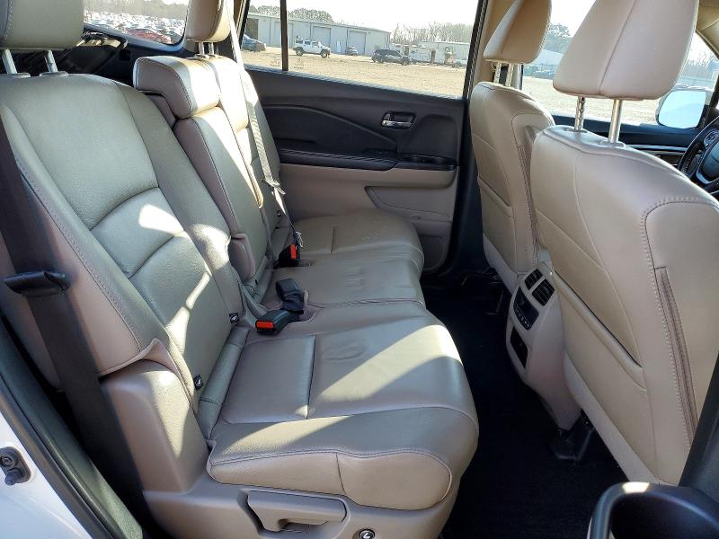 Photo 10 from auction – 2016 HONDA PILOT with VIN 5FNYF5H56GB016844