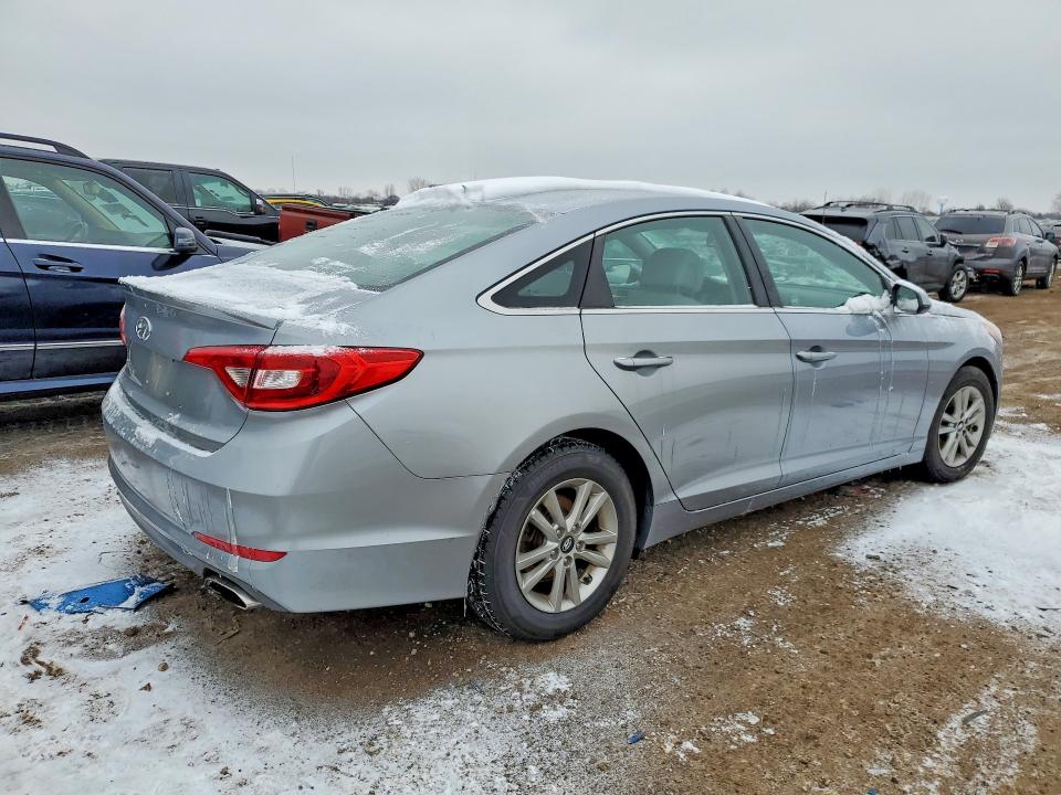 Photo 3 from auction – 2016 HYUNDAI SONATA with VIN 5NPE24AF3GH374075