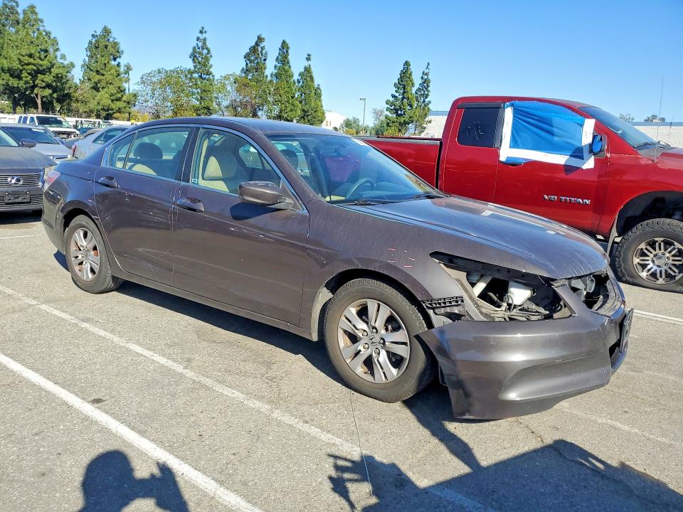 Photo 4 from auction – 2011 HONDA ACCORD with VIN 1HGCP2F4XBA014159