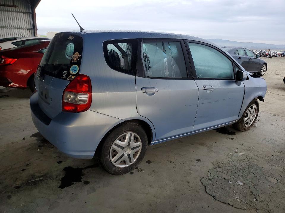 Photo 3 from auction – 2008 HONDA FIT with VIN JHMGD37438S051620