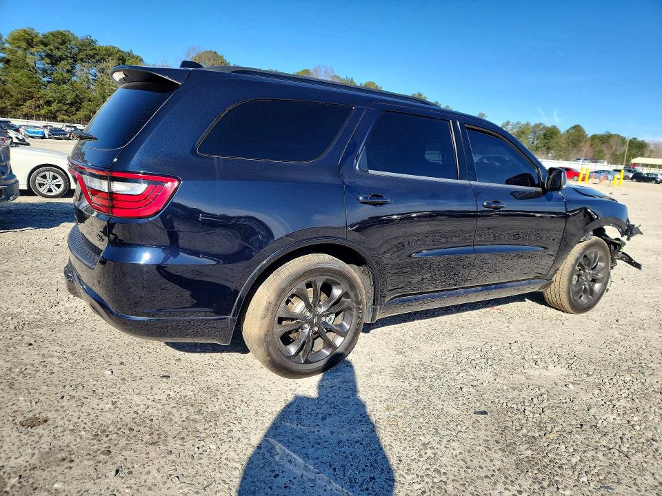 Photo 3 from auction – 2023 DODGE DURANGO with VIN 1C4SDHCT0PC717606