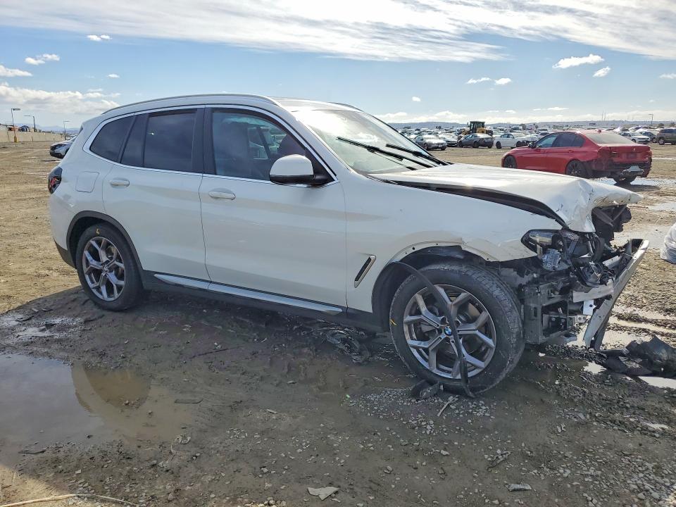 Photo 4 from auction – 2022 BMW X3 with VIN WBX47DP00NN176828