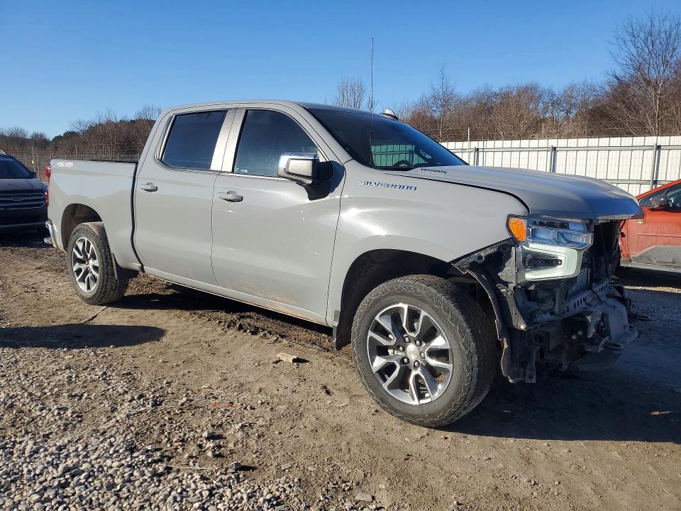 Photo 4 from auction – 2024 CHEVROLET SILVERADO with VIN 3GCPDKEK4RG447027