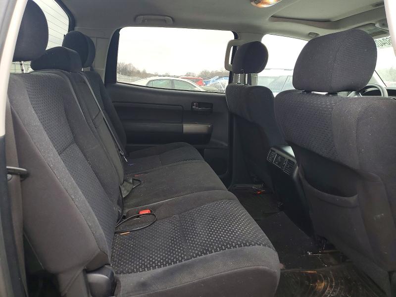 Photo 10 from auction – 2012 TOYOTA TUNDRA with VIN 5TFDY5F1XCX232530