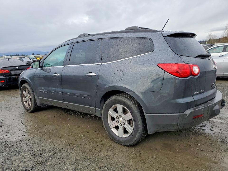Photo 2 from auction – 2009 CHEVROLET TRAVERSE with VIN 1GNEV23D29S106685