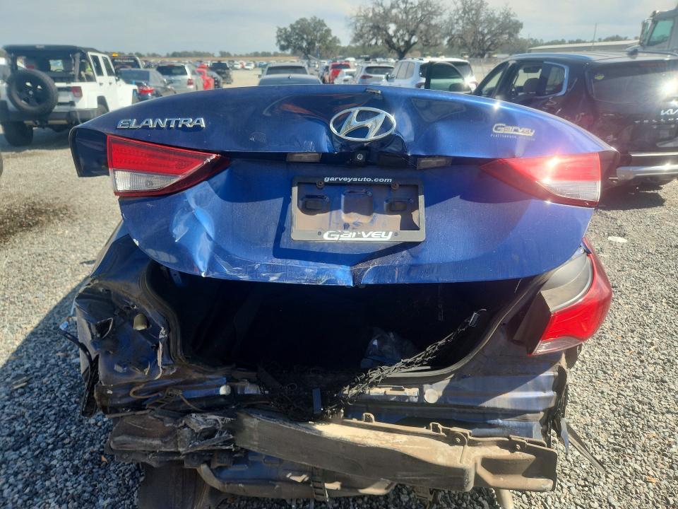 Photo 6 from auction – 2016 HYUNDAI ELANTRA SE with VIN 5NPDH4AE6GH676980