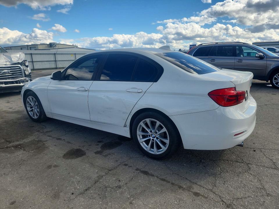 Photo 2 from auction – 2018 BMW 320 with VIN WBA8A9C58JAD27883