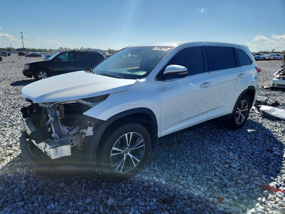 Photo 1 from auction – 2019 TOYOTA HIGHLANDER with VIN 5TDZARFH1KS048774