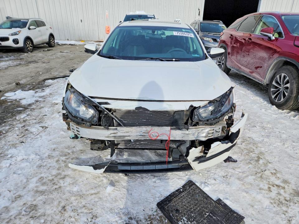 Photo 5 from auction – 2016 HONDA CIVIC EX with VIN 19XFC2F70GE208317