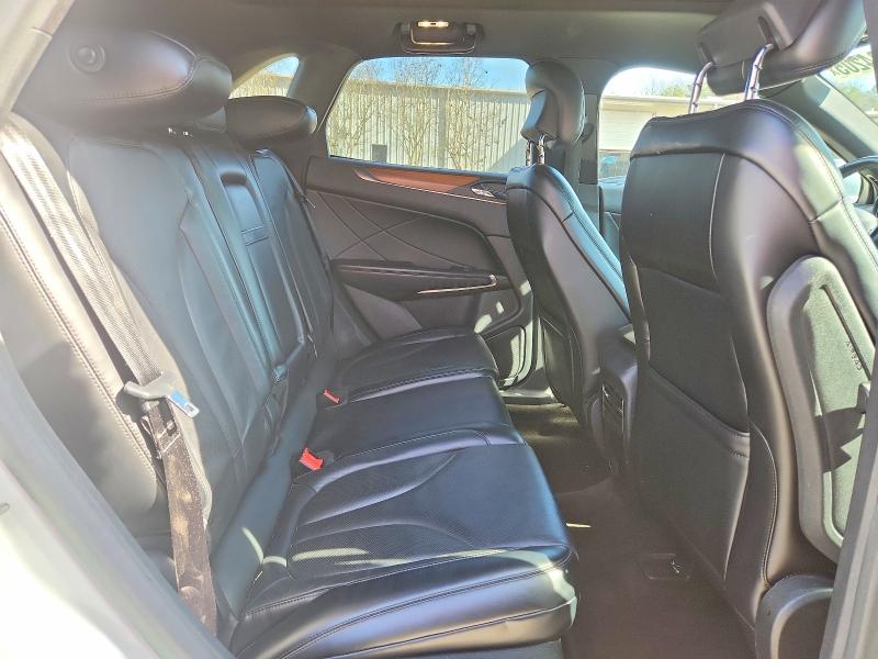 Photo 10 from auction – 2015 LINCOLN MKC with VIN 5LMCJ1A93FUJ08717