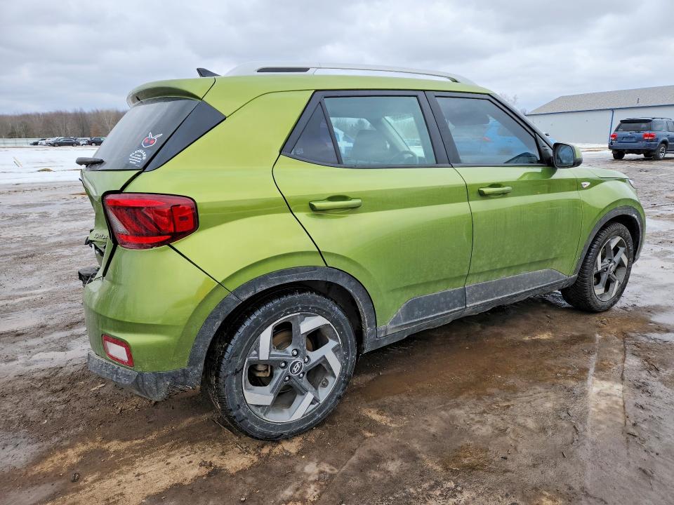 Photo 3 from auction – 2022 HYUNDAI VENUE with VIN KMHRC8A3XNU201230
