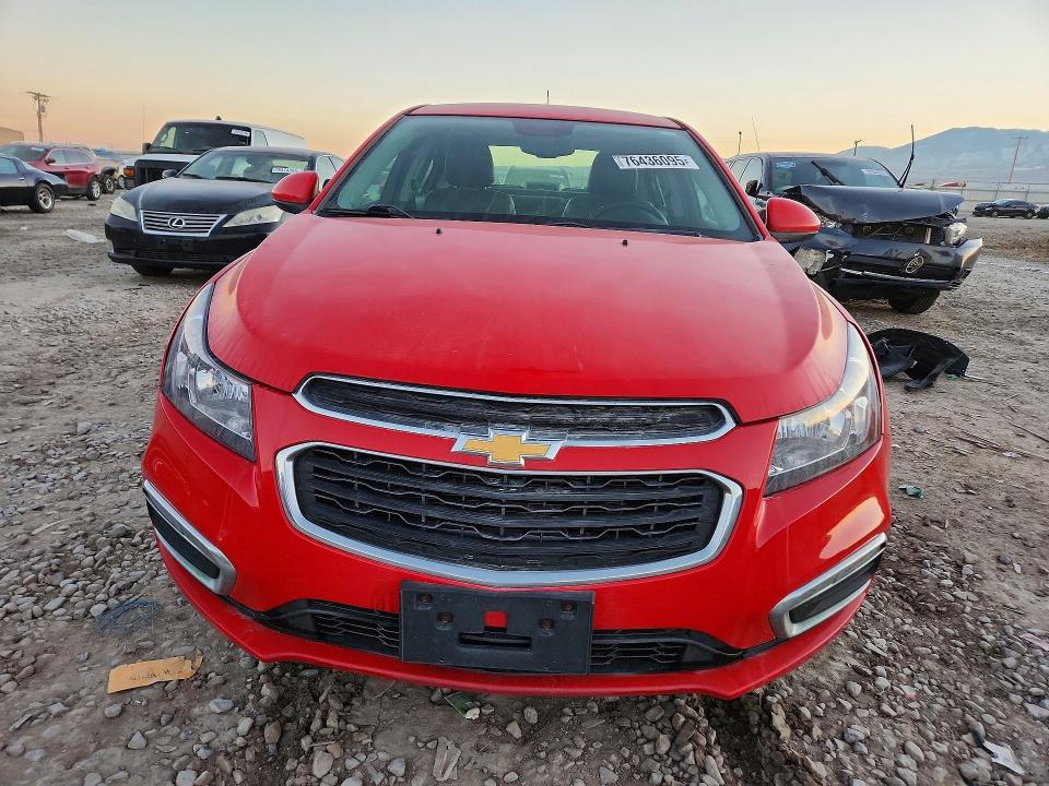 Photo 5 from auction – 2015 CHEVROLET CRUZE with VIN 1G1PE5SB2F7283568