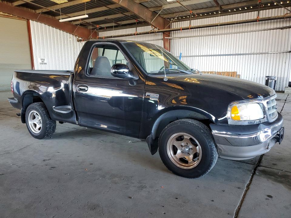 Фото 4 с аукциона – 2002 FORD F150 с VIN 1FTRF07W62KA60095