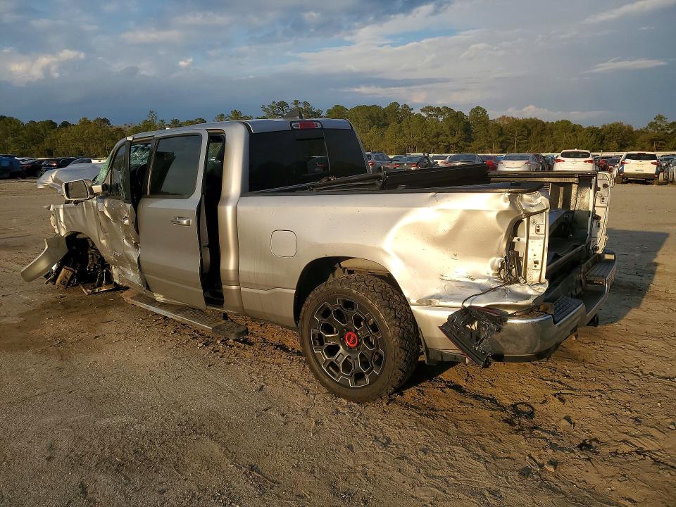 Photo 2 from auction – 2019 RAM 1500 with VIN 1C6SRFMT1KN567398