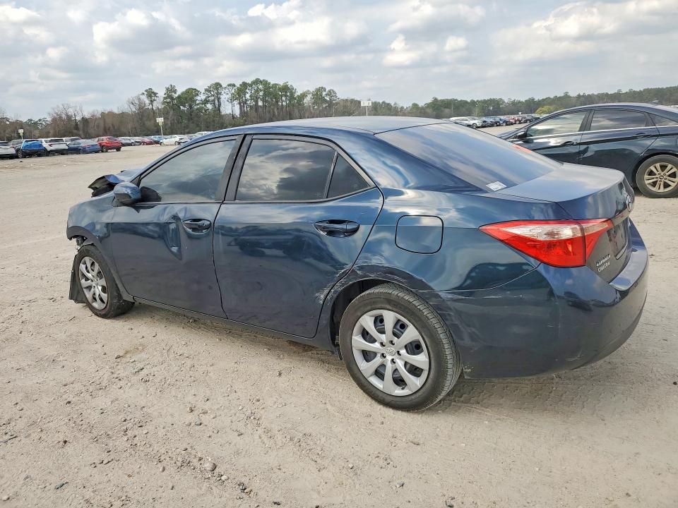 Photo 2 from auction – 2018 TOYOTA COROLLA with VIN 2T1BURHE1JC990701