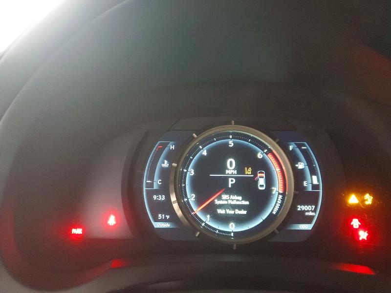 Photo 9 from auction – 2019 LEXUS IS 300 with VIN JTHBA1D2XK5093301