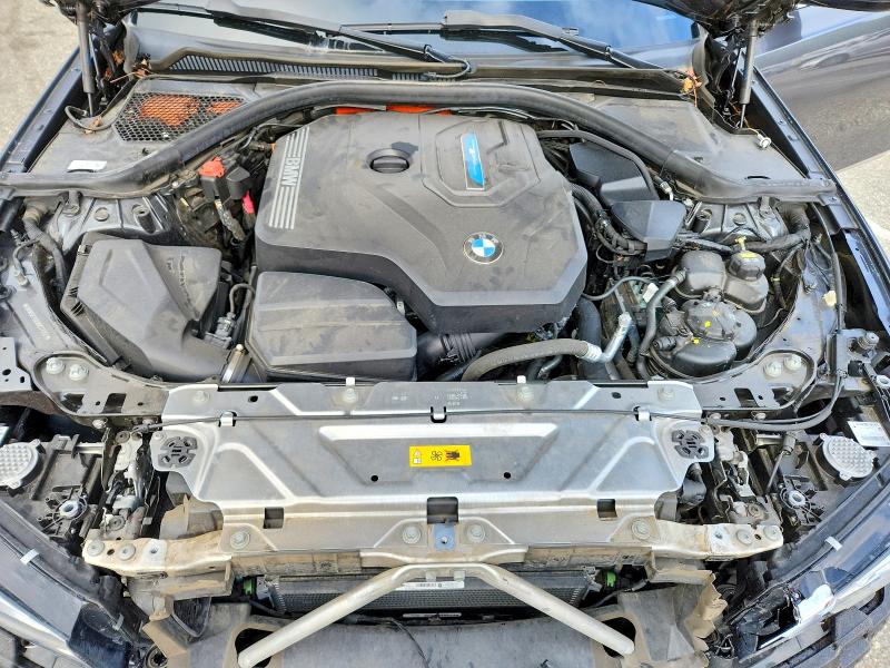 Photo 11 from auction – 2022 BMW 330E with VIN 3MW5P7J05N8C27252