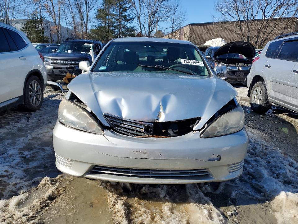 Photo 5 from auction – 2006 TOYOTA CAMRY with VIN 4T1BE32K26U698098