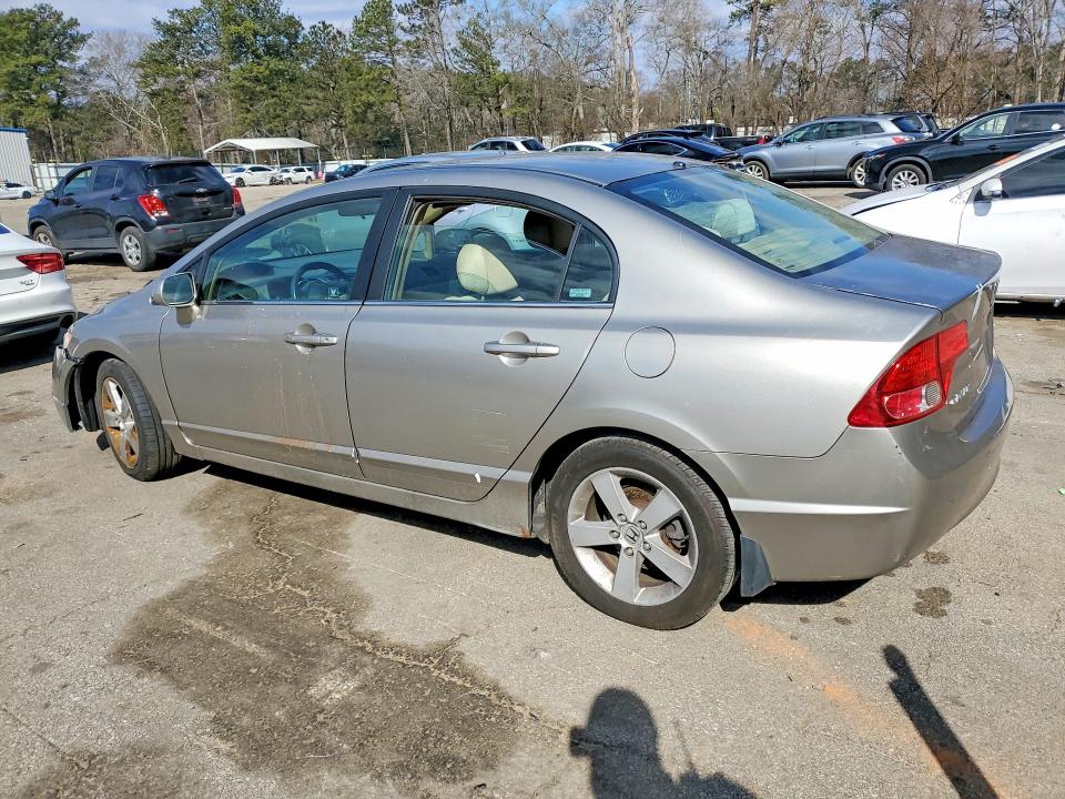Photo 2 from auction – 2006 HONDA CIVIC with VIN 1HGFA16806L114471