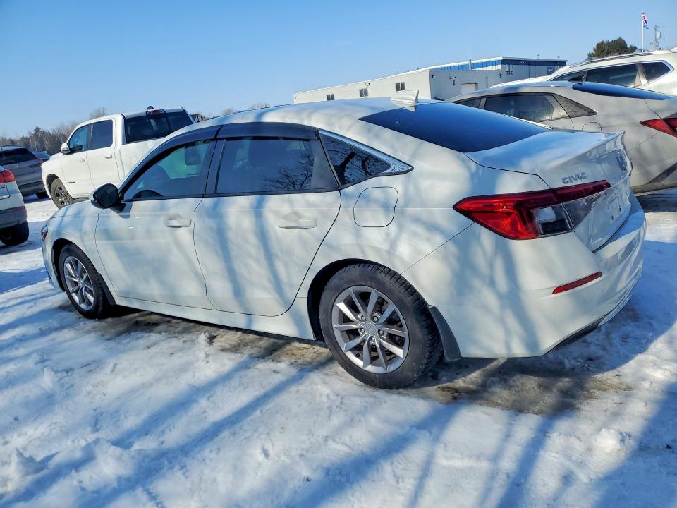 Photo 2 from auction – 2022 HONDA CIVIC with VIN 2HGFE2F38NH130704