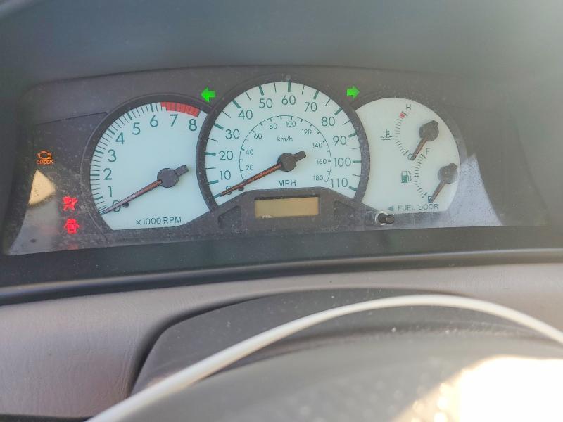 Photo 9 from auction – 2004 TOYOTA COROLLA CE with VIN JTDBR32E242038171