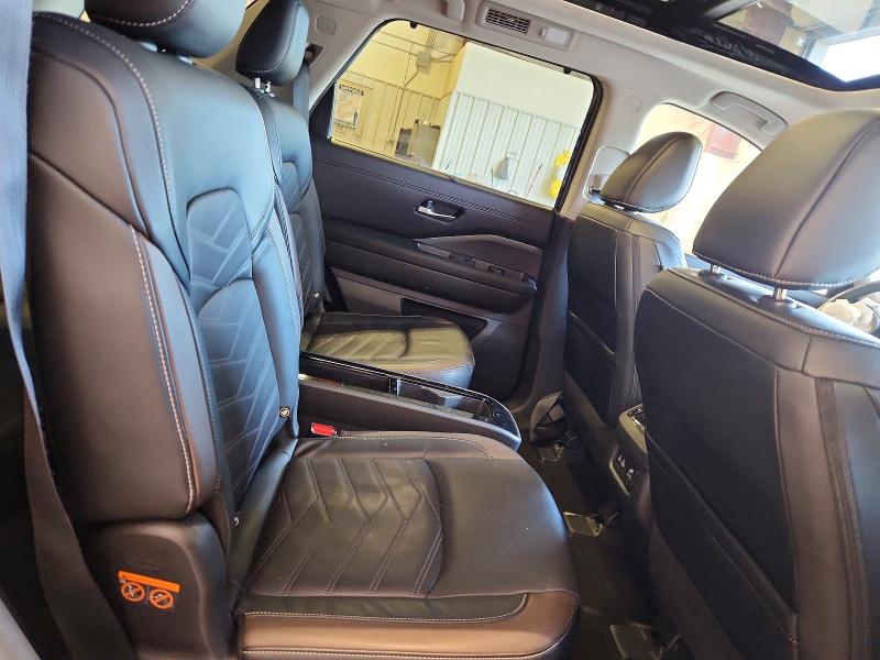 Photo 11 from auction – 2023 NISSAN PATHFINDER with VIN 5N1DR3DK3PC250941