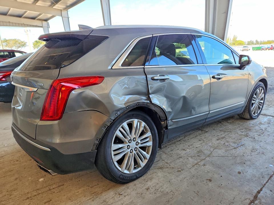 Photo 3 from auction – 2019 CADILLAC XT5 with VIN 1GYKNERSXKZ229063