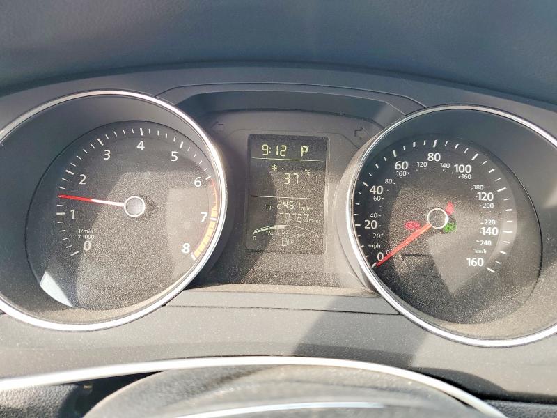 Photo 9 from auction – 2018 VOLKSWAGEN JETTA with VIN 3VW2B7AJXJM232149