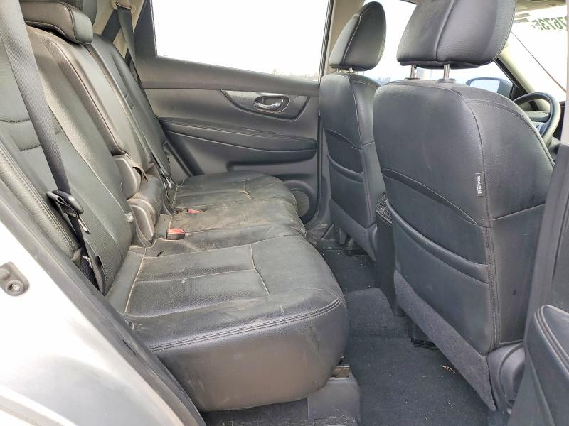 Photo 11 from auction – 2015 NISSAN ROGUE S with VIN 5N1AT2MV3FC900732