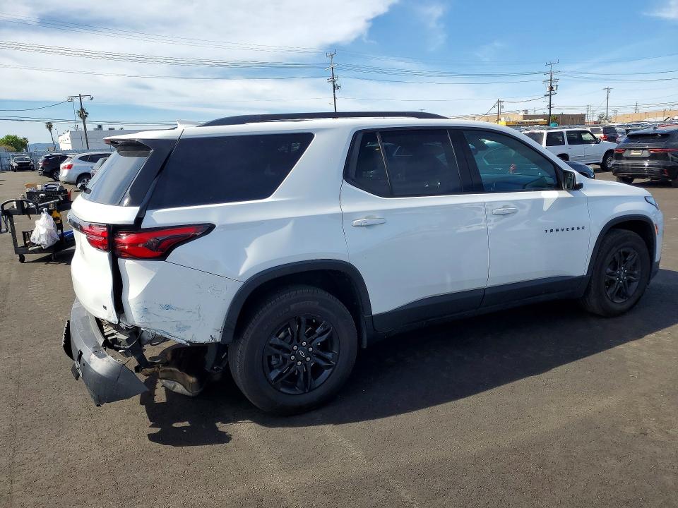 Photo 3 from auction – 2022 CHEVROLET TRAVERSE with VIN 1GNERGKW5NJ180722