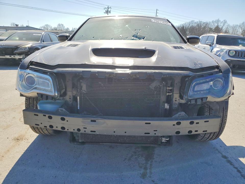 Photo 5 from auction – 2019 CHRYSLER 300 with VIN 2C3CCAAGXKH610268