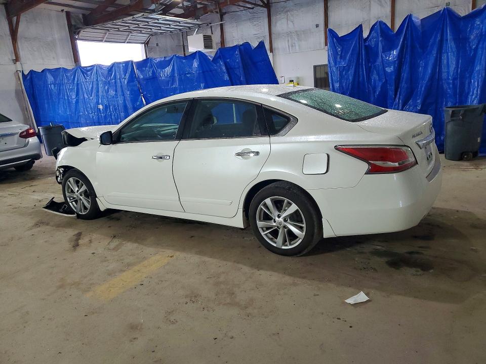 Photo 2 from auction – 2015 NISSAN ALTIMA with VIN 1N4AL3AP7FC105849